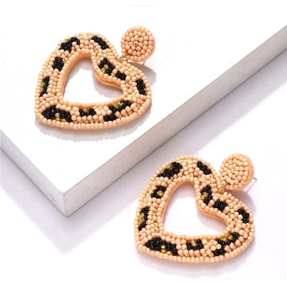 Beaded Heart Dangle Earrings ❤️